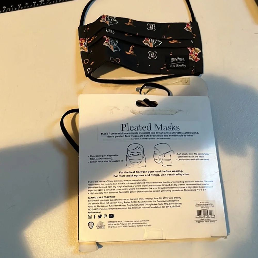 Harry Potter  2 piece pleated masks by Vera Bradley black print & solid in box
